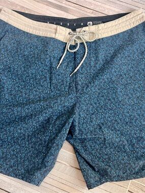 VISSLA Teal Floral-Pattern Swim Board Shorts with Tan Waistband